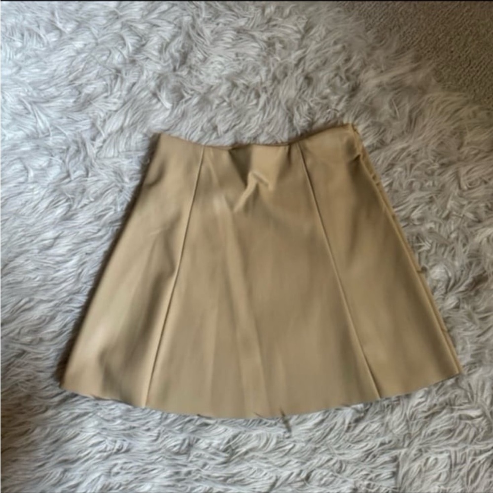 Cream Leather Mini Skirt - US 4 / S